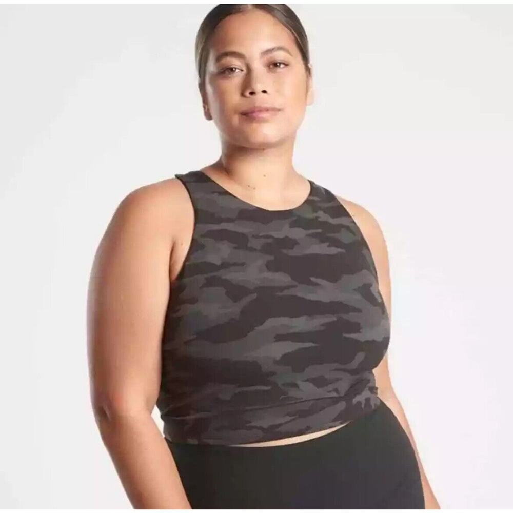Athleta Camo Conscious Crop Printed D-DD Size 2X NWT Barre Yoga Pilates Gorpcore